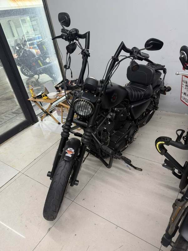 二手哈雷戴维森Iron883 硬汉