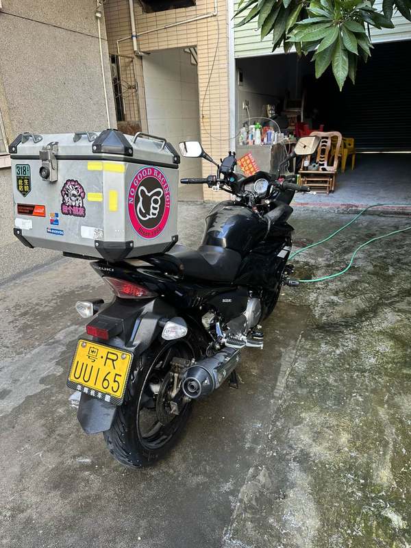 二手豪爵铃木骊驰 GW 250F