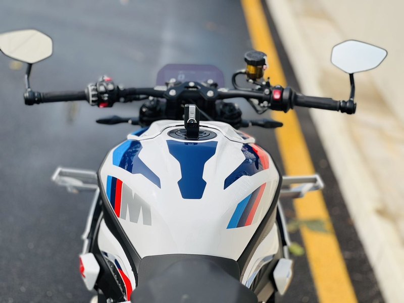 二手宝马M 1000 R