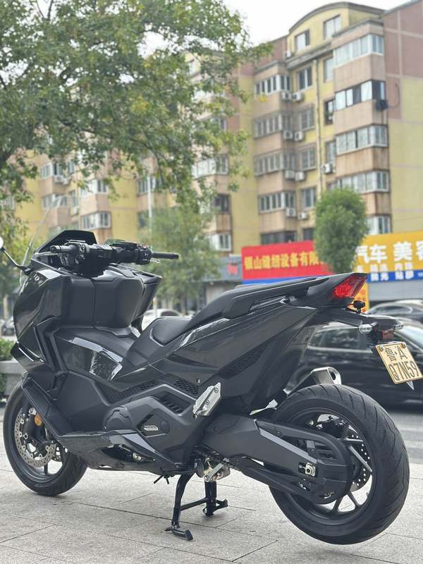 二手本田NSS750