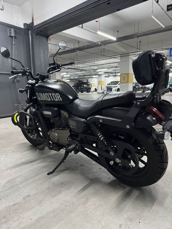 二手QJMOTOR闪300