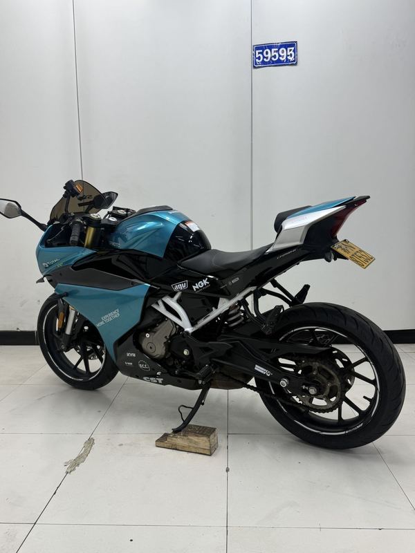 二手春风250SR