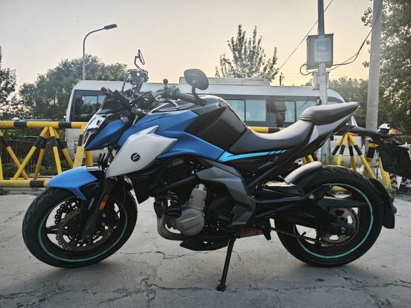 二手春风650NK