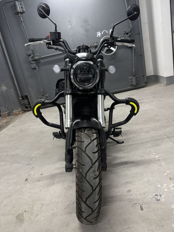 二手QJMOTOR闪300