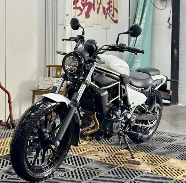 二手川崎Eliminator 500