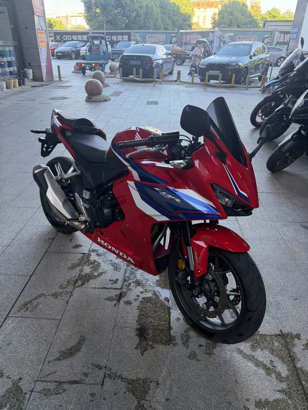 二手本田CBR400R