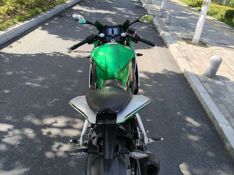 二手贝纳利龙卷风 Tornado 252R