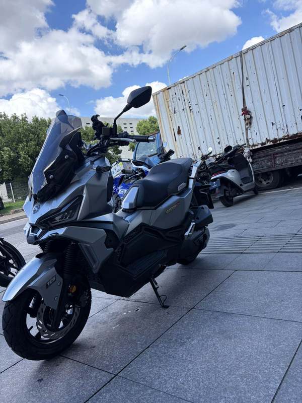二手三阳哈士奇 Husky ADV150