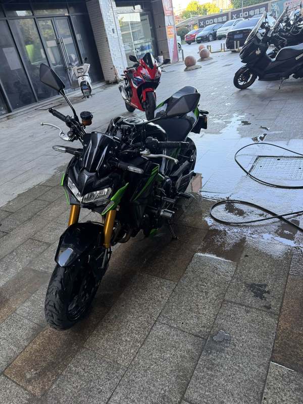 二手川崎Z900