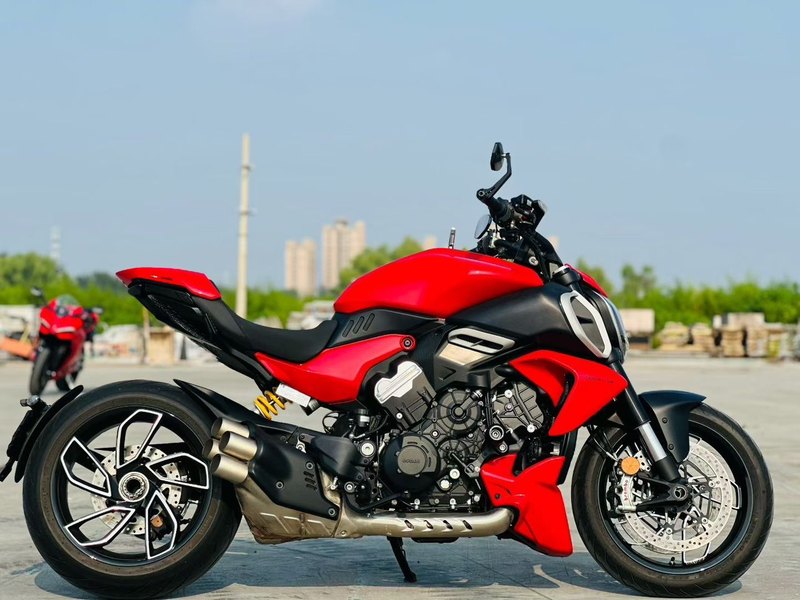 二手杜卡迪Diavel V4
