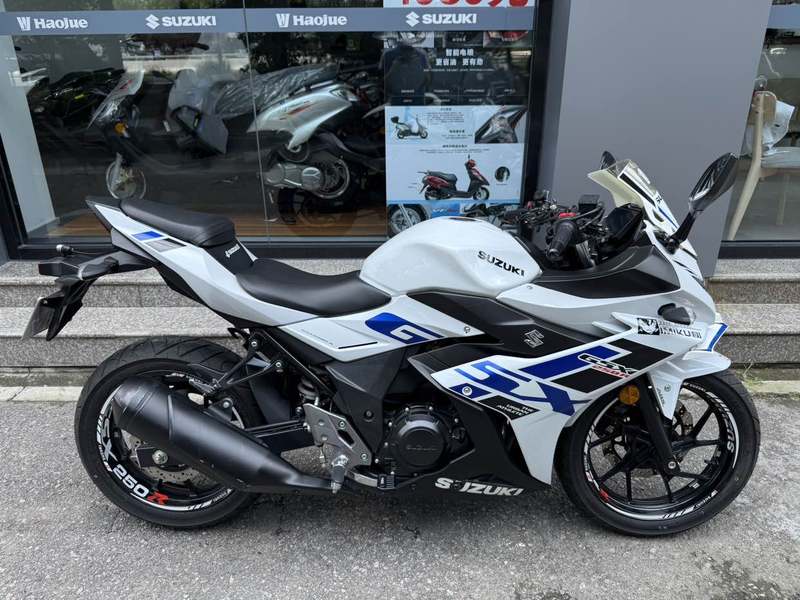 二手豪爵铃木GSX250R