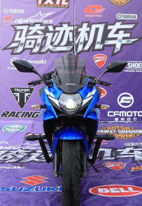 二手豪爵铃木GSX250R