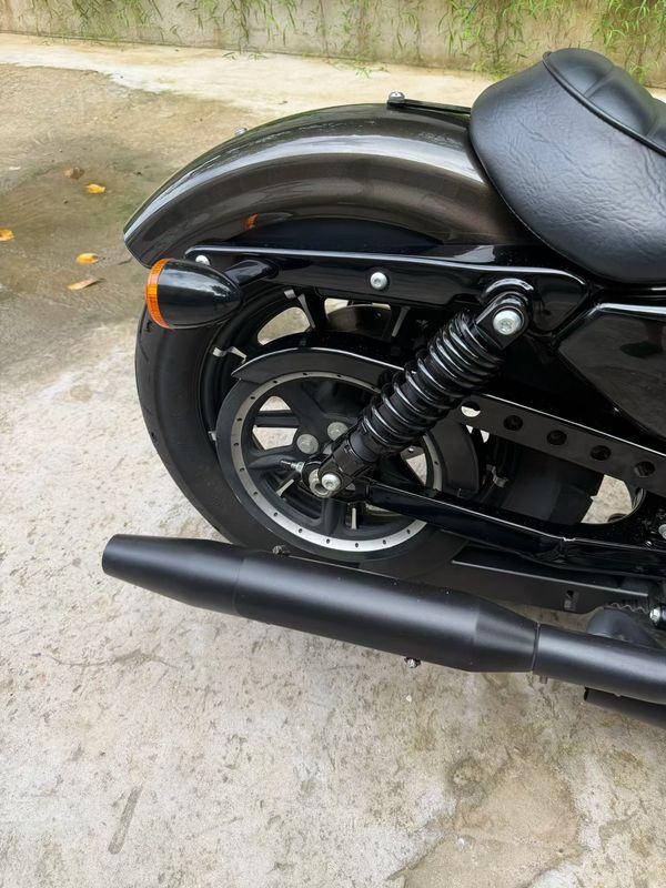 二手哈雷戴维森Iron883 硬汉