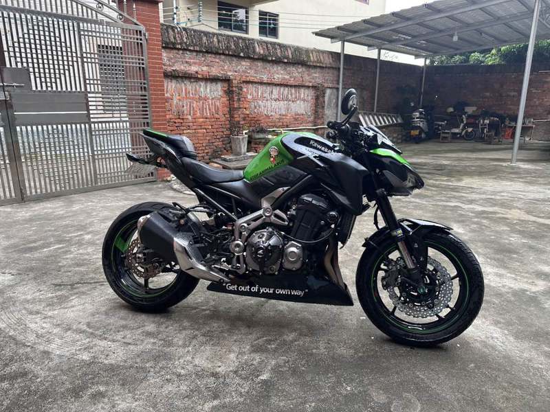 二手川崎Z900