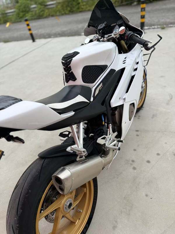 二手张雪机车500RR