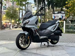 二手三阳哈士奇 Husky ADV300