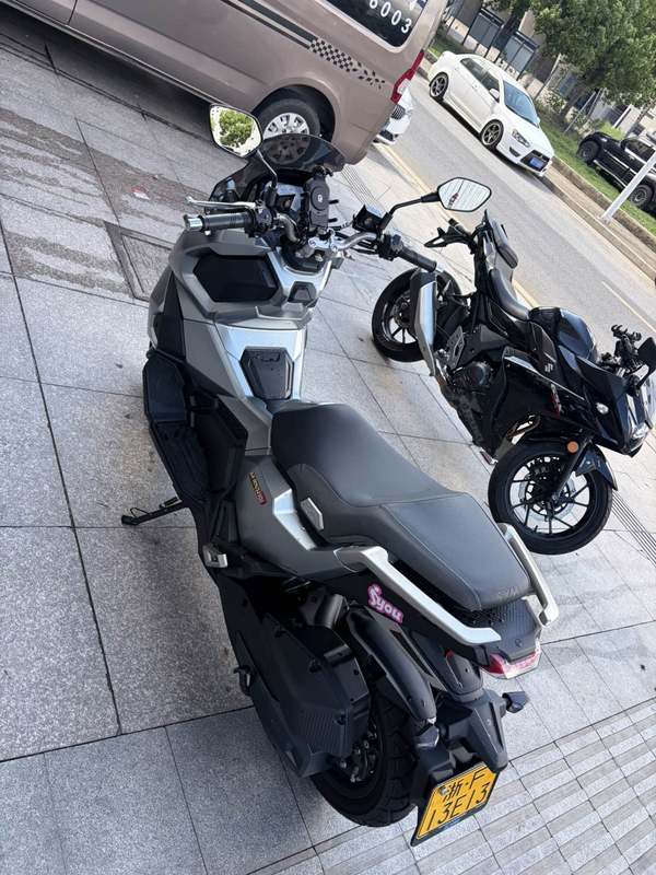 二手三阳哈士奇 Husky ADV150
