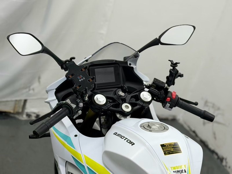 二手QJMOTOR赛250