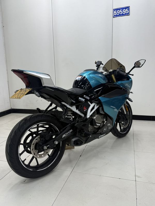 二手春风250SR