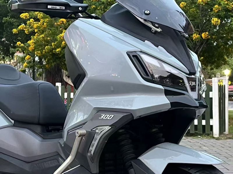 二手三阳哈士奇 Husky ADV300