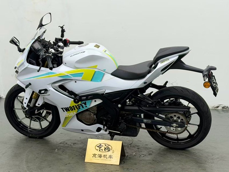 二手QJMOTOR赛250