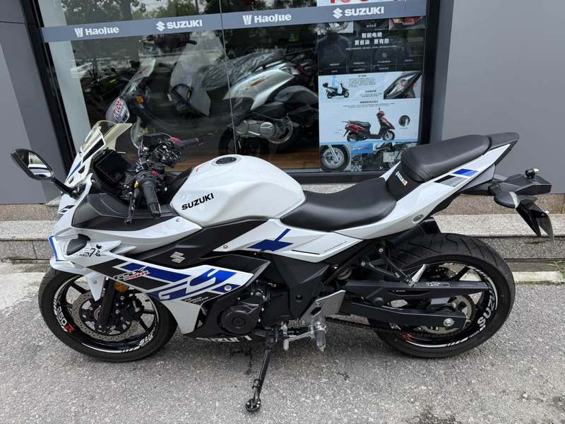 二手豪爵铃木GSX250R