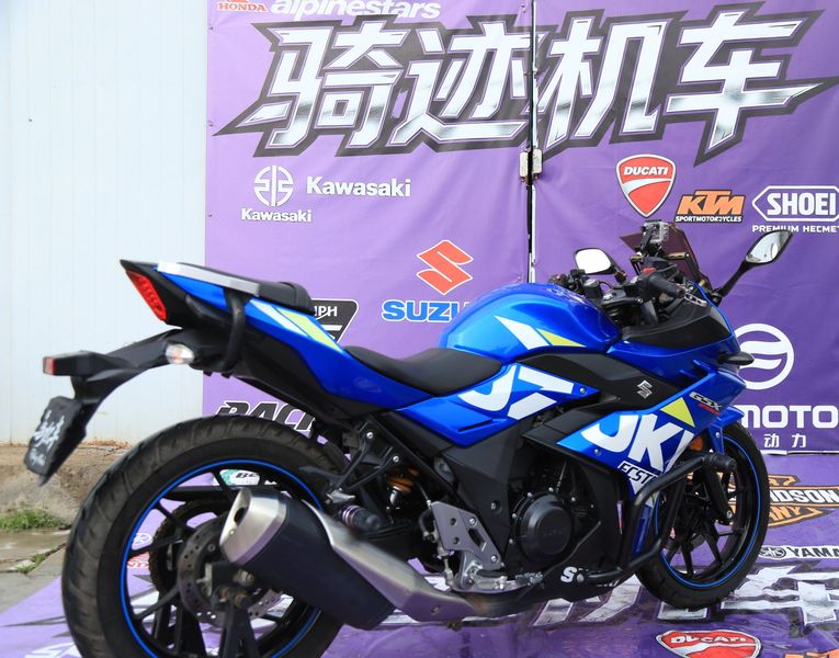 二手豪爵铃木GSX250R