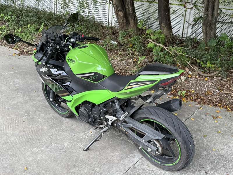 二手川崎Ninja 400