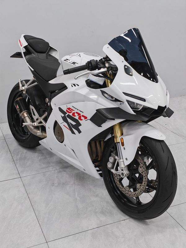 二手张雪机车500RR
