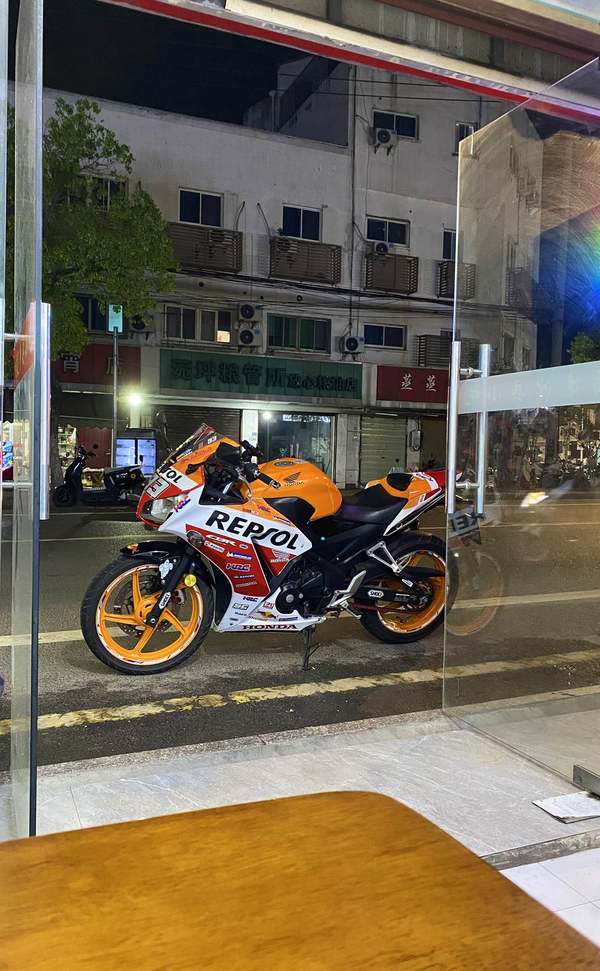 二手本田CBR300R