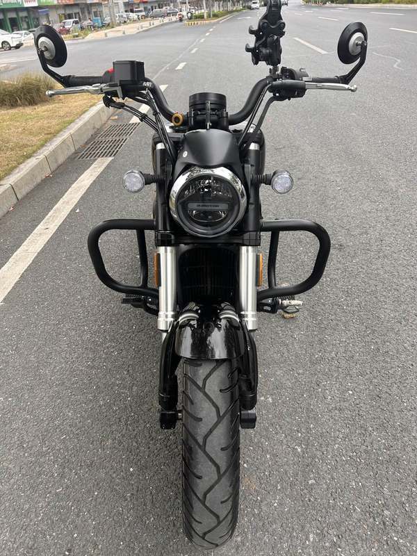 二手QJMOTOR闪300