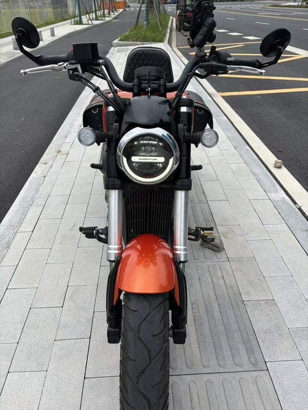 二手QJMOTOR闪300