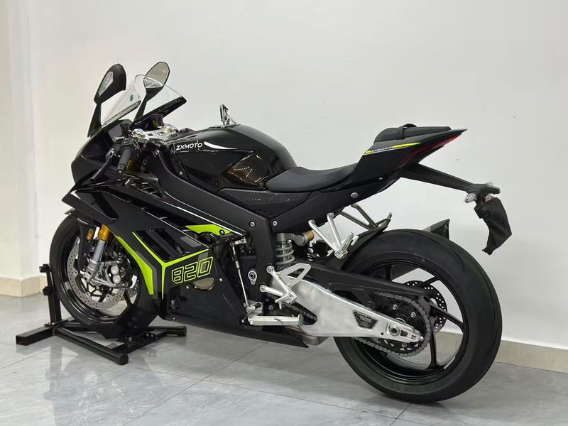 二手张雪机车820RR