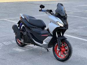 二手阿普利亚SR GT 200