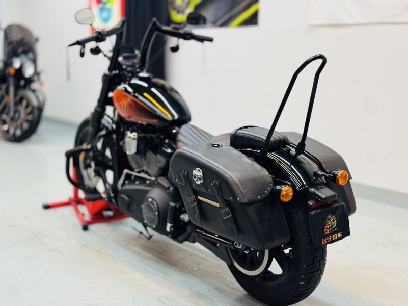 二手哈雷戴维森街霸 Street Bob