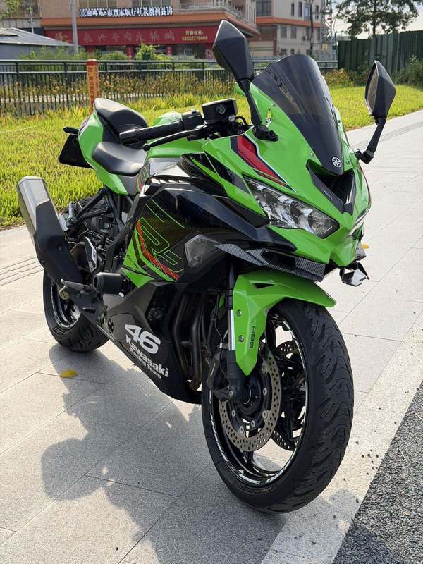 二手川崎ZX-4R