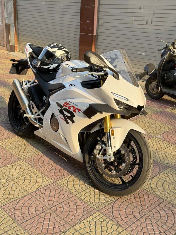 二手张雪机车500RR