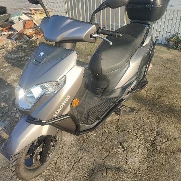 二手豪爵虎鲨VX125