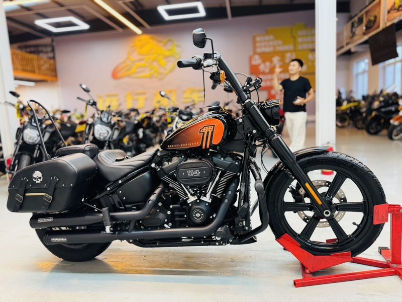 二手哈雷戴维森街霸 Street Bob