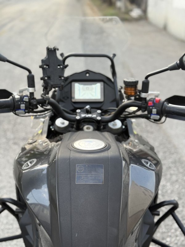 二手贝纳利金鹏 TRK502