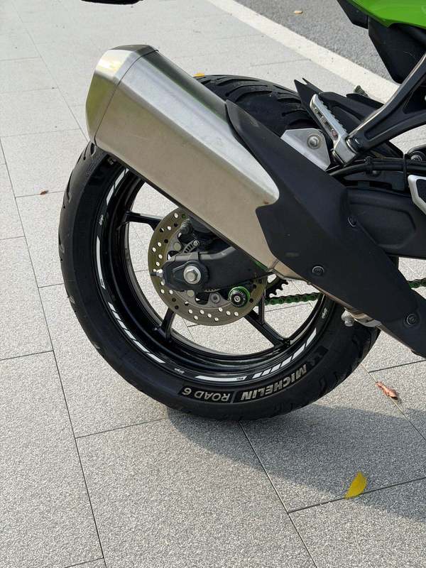 二手川崎ZX-4R