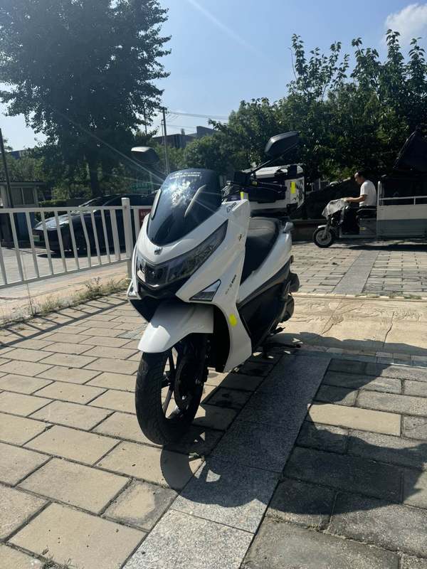 二手豪爵UHR150