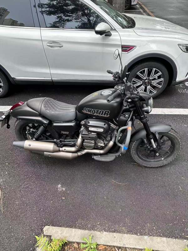 二手QJMOTOR闪300