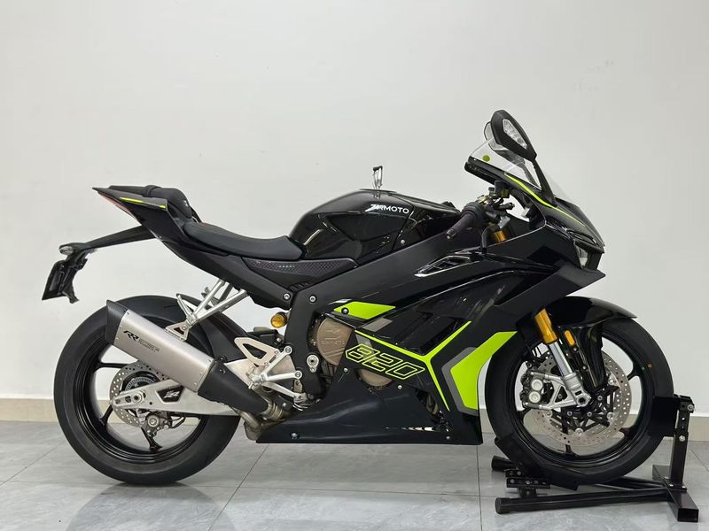 二手张雪机车820RR