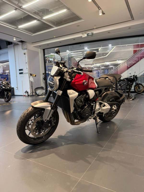 二手本田CB1000R