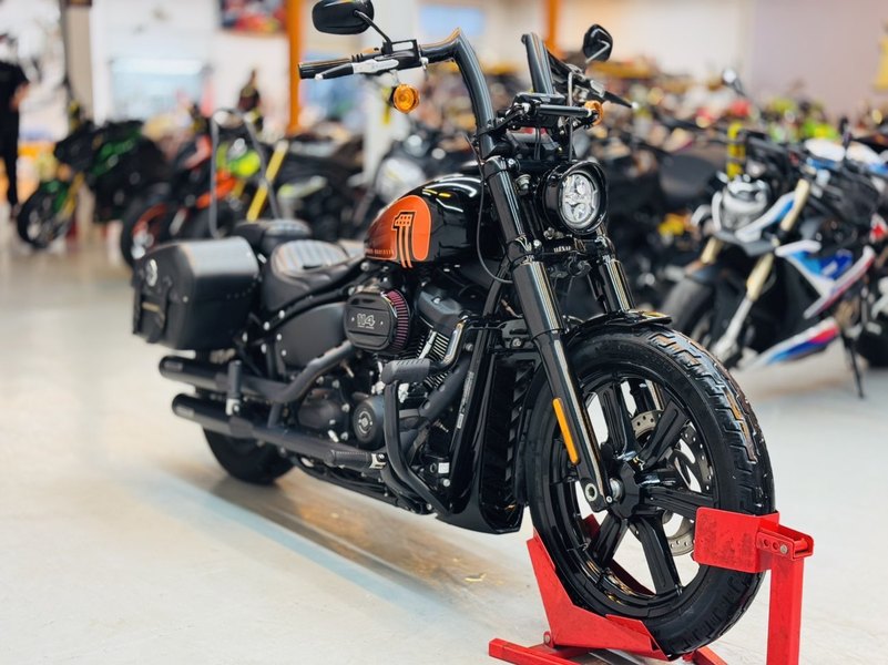 二手哈雷戴维森街霸 Street Bob