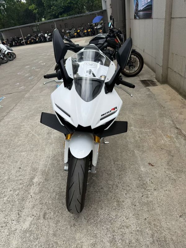 二手张雪机车500RR