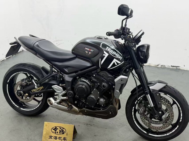 二手凯旋Trident 660