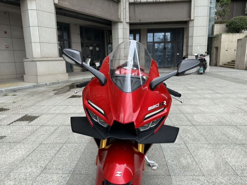 二手张雪机车820RR