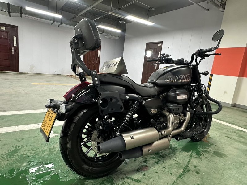二手QJMOTOR闪300